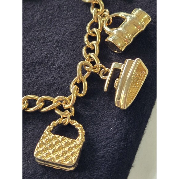 Chunky Gold-Tone Charm Bracelet Toggle Clasp Camera Purse Heel Charms 7.25" EUC - Picture 4 of 7
